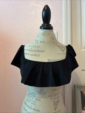Victoria's Secret Black Ruffle Swim Crop Top